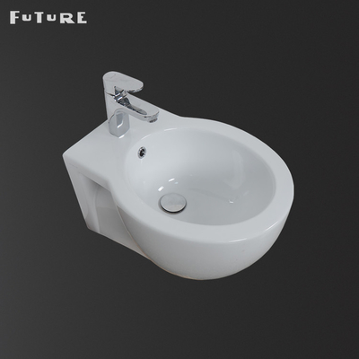 Ernst het Spoelen terug naar Muurbidet